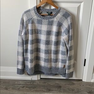 Roots sweater